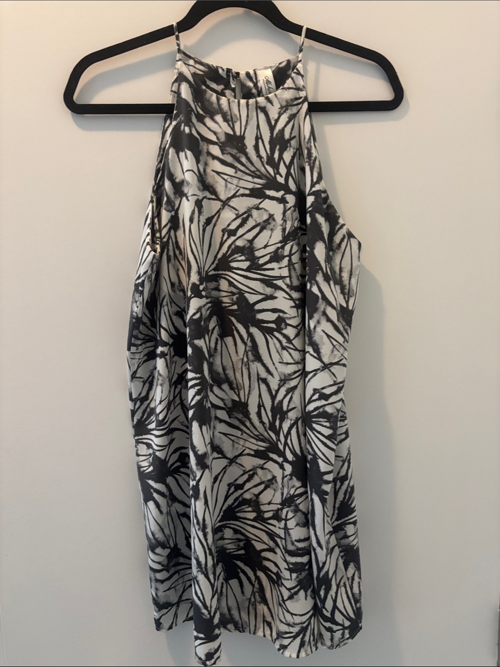 Sleeveless Grey & White Halter-Neck Mini Dress